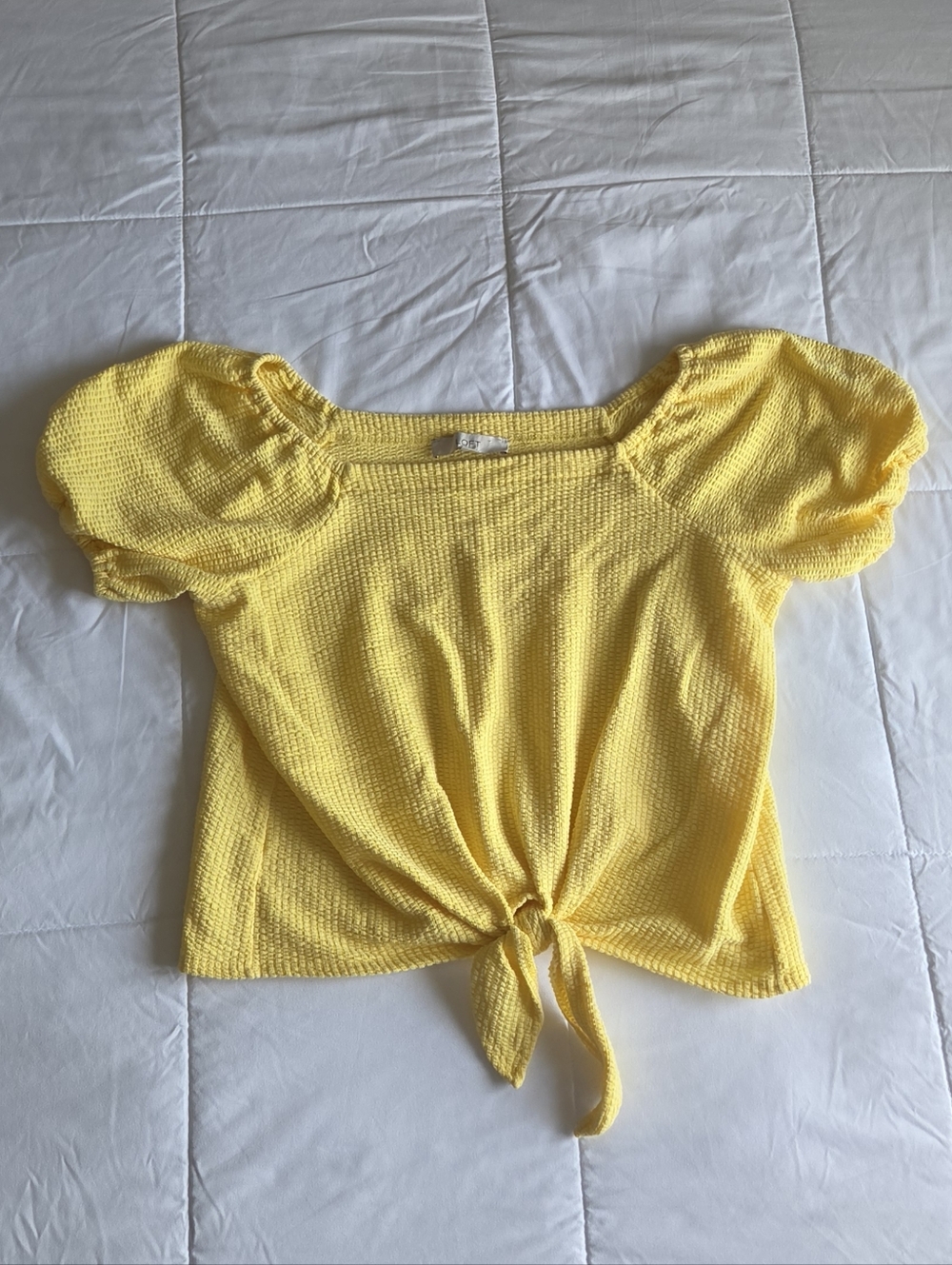 LOFT Yellow Tie-Front Puff Sleeve Crop Top